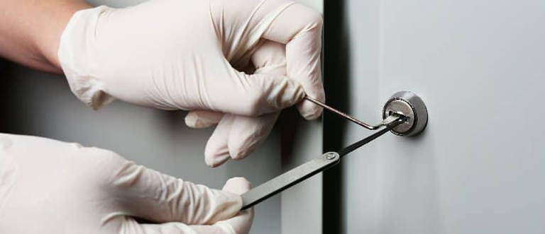 Commercial Emergency Locksmith Lakeland Village